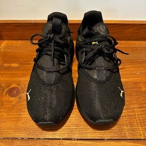 Women’s Black Gold Puma Lightweight Slip On Casual Streetwear Sneaker Shoes 10